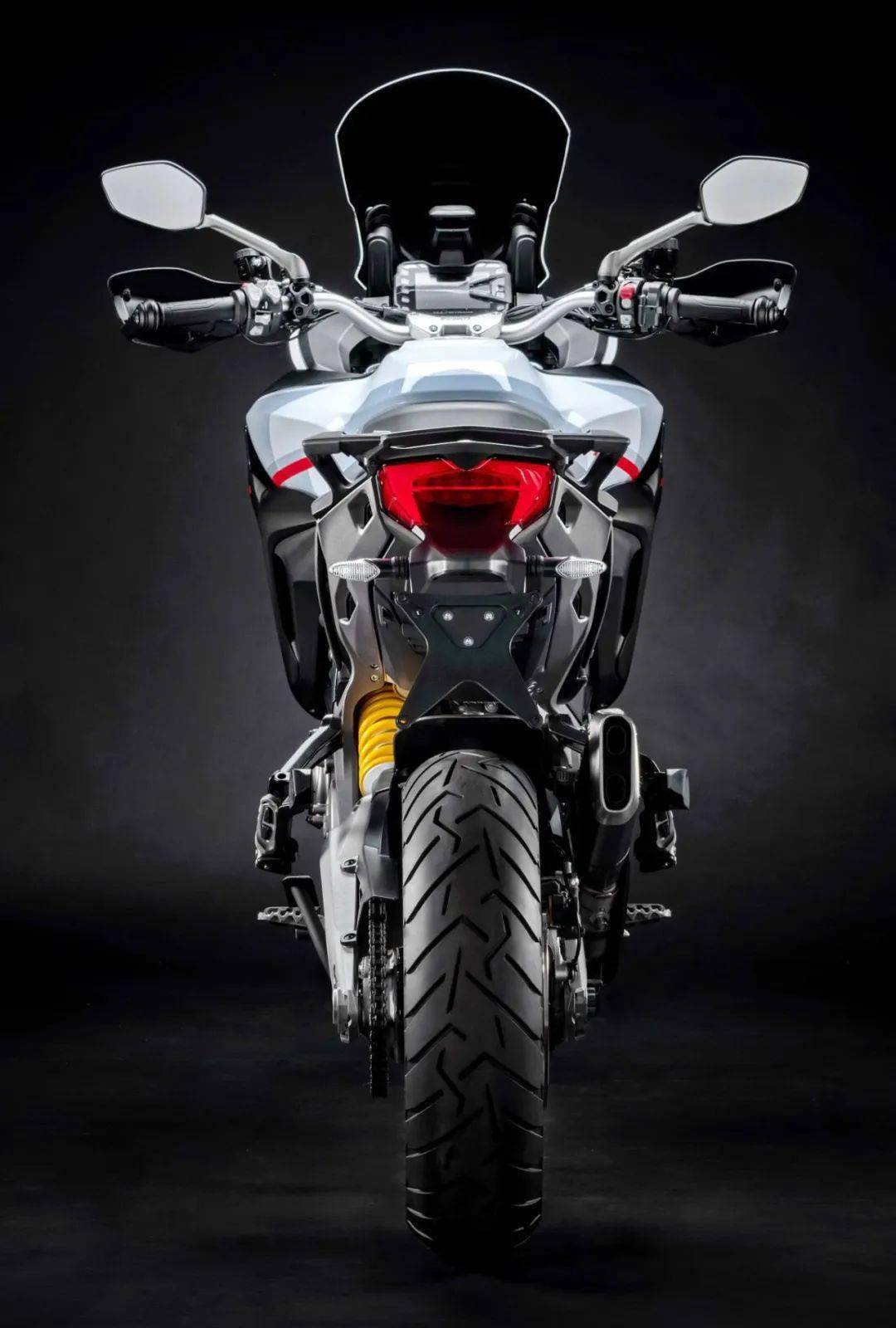 杜卡迪揽途multistrada950sgp白