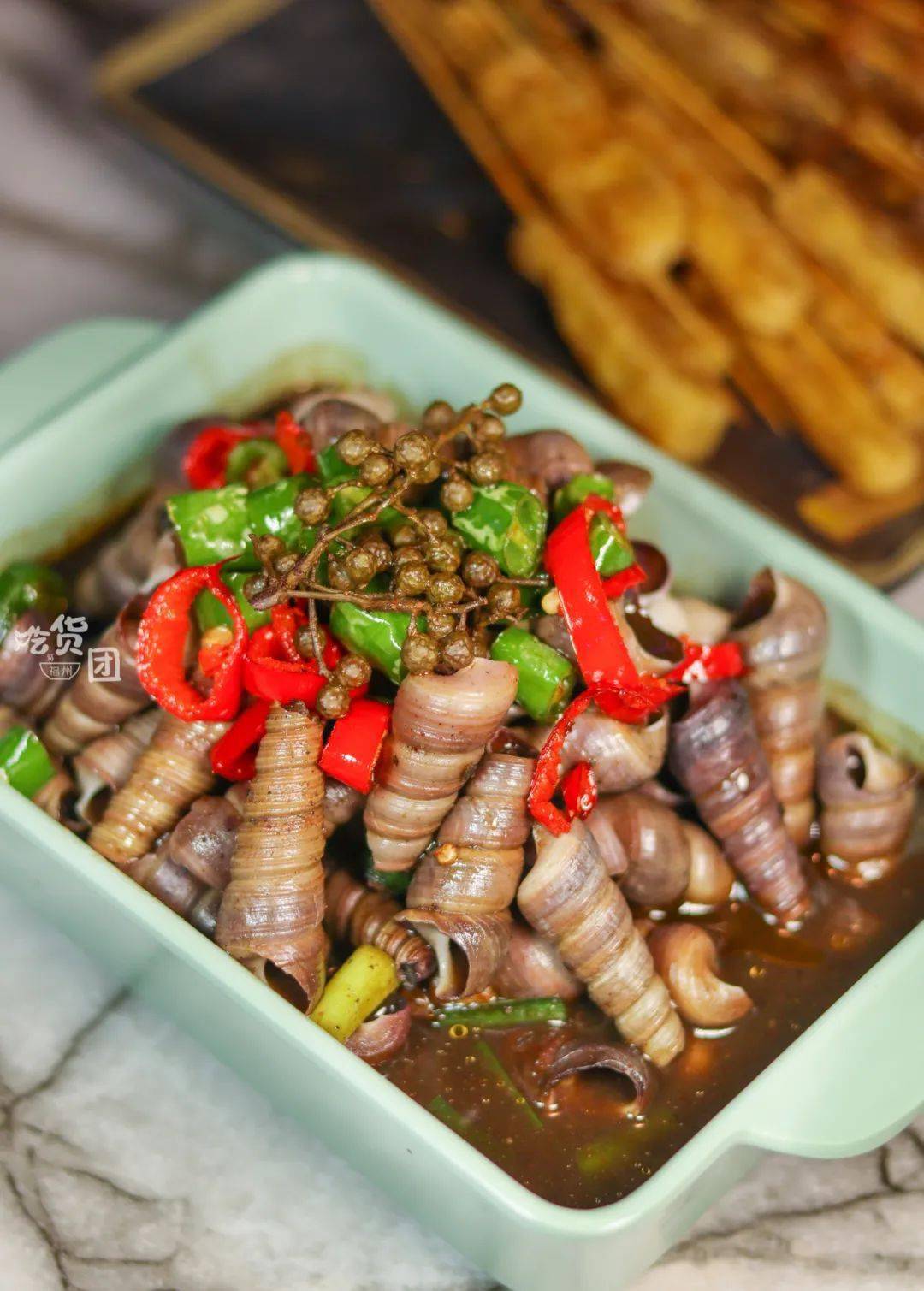 这道夜色钉螺是本店的隐形王者虽然没有写在菜单最鲜艳的位置但点单