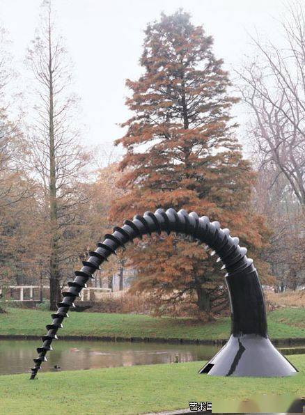 把生活用品变为艺术克莱斯奥登伯格大师