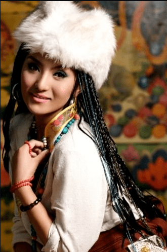 藏族十位美女,个个美若天仙,你最喜欢谁?