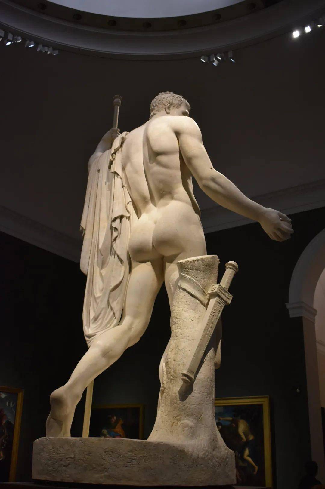 英国博物馆发起最佳屁屁挑战这翘臀连卡戴珊都自愧不如