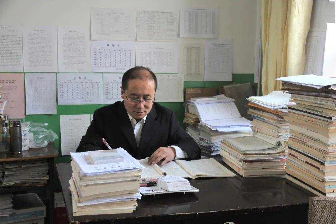 感动山西十大人物——许军则:辛勤园丁,桃李争荣满山红(附视频)