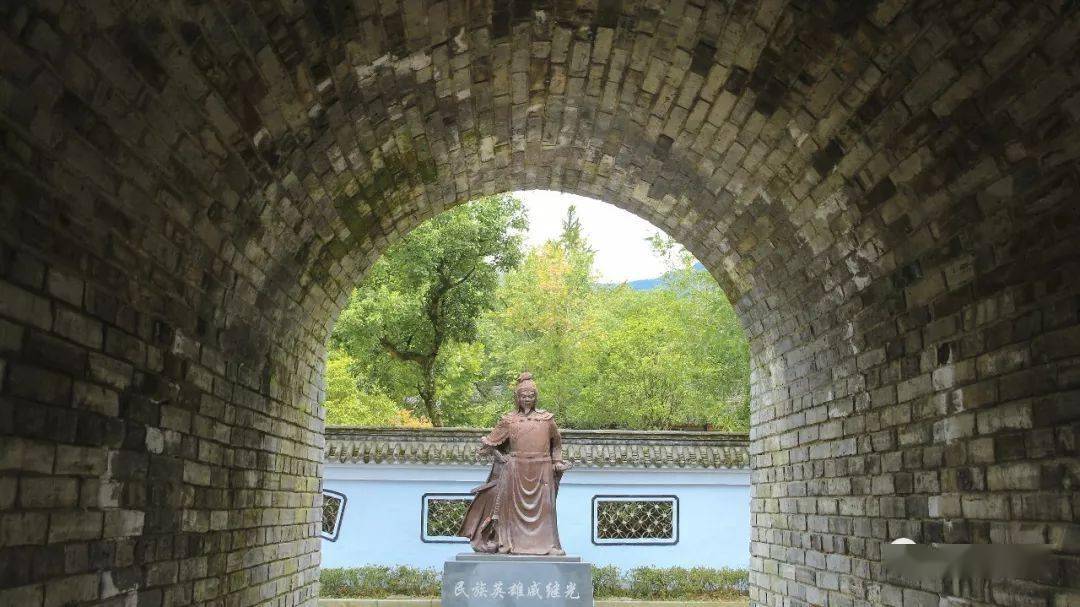 登台州府城墙,一般都是从揽胜门开始.