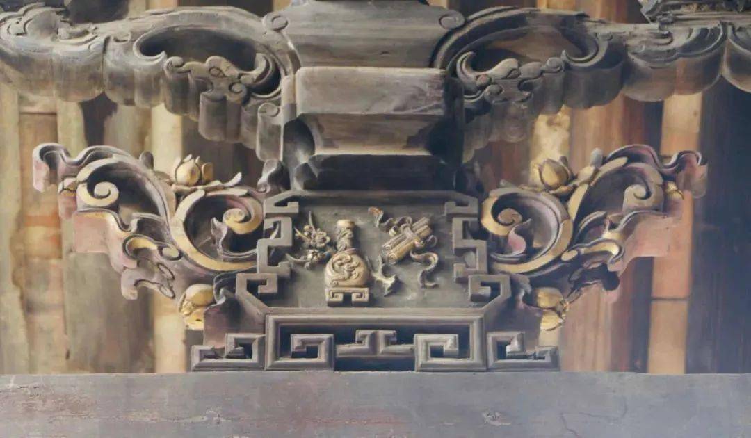 清·博古清供贴金云座前话闽南象座,莲座来源:李乾朗《台湾古建筑图解