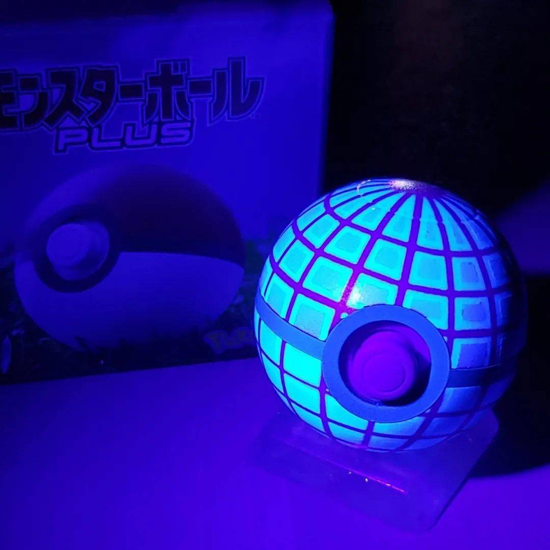 外国宝可梦粉丝用精灵球plus做出了各种类的精灵球