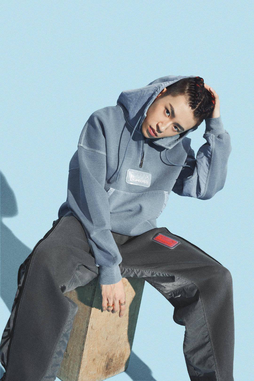 品牌公开小鬼官方宣传图