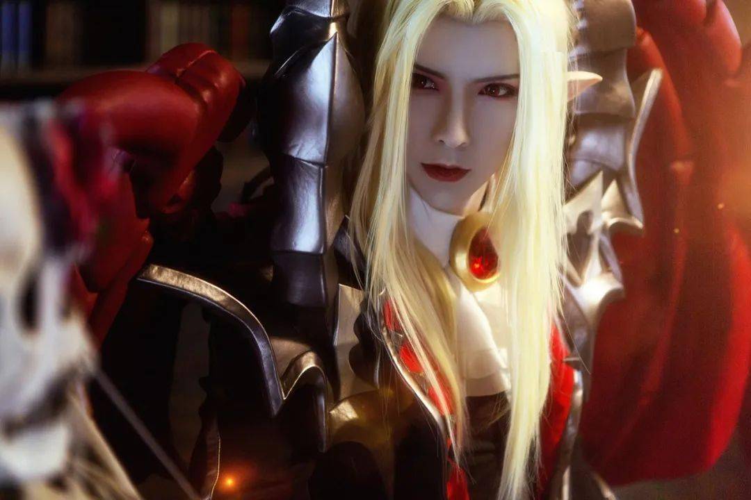 王者荣耀cos:真正的贵族,德古拉伯爵——刘邦