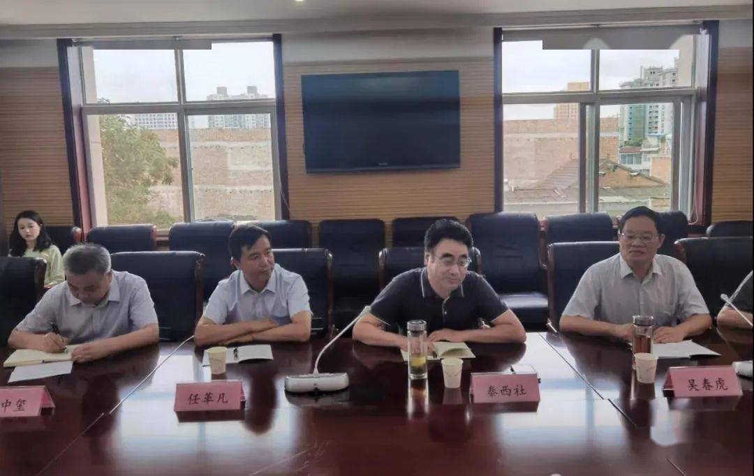 吴春虎从科研成果显著,产业链完整,资质证照齐全,安全环保达标等方面