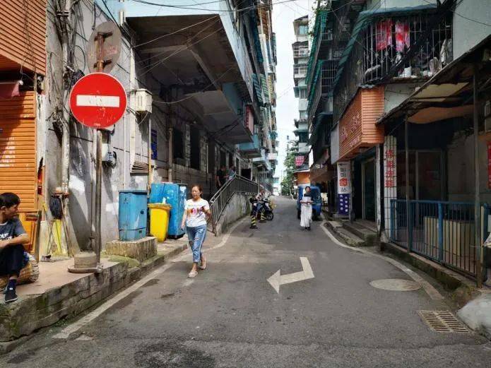 贵阳司机注意!这条路改为单行,全线禁停