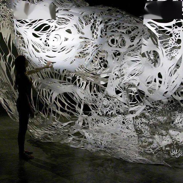 跪了80后美女逼死手残党首创3d立体剪纸刷屏欧洲各大展馆宝格丽都坐不