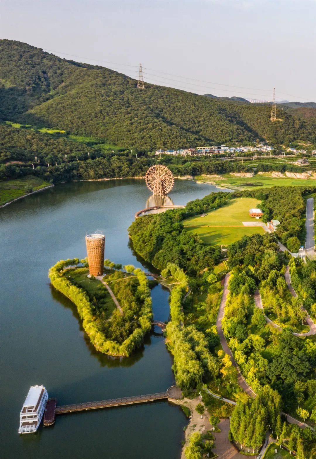 天上地下看大连金石滩发现王国和鲁能集团项目美景