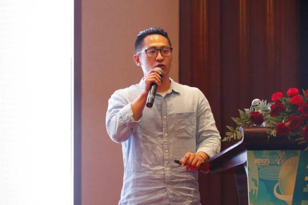 (李春辉老师)上海前途出国英国条线跃领项目负责人李春辉老师从"大