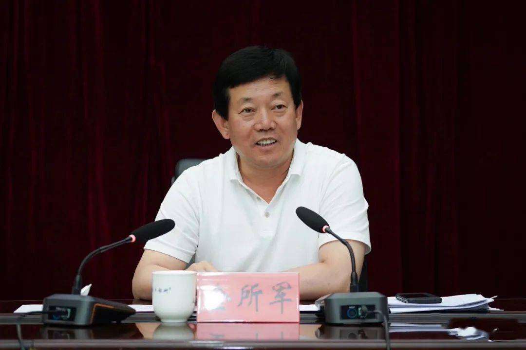 对此,沁源县委书记金所军说,沁源的发展离不开智力支持,更离不开高