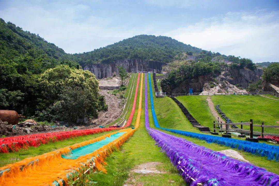 直播秒杀活动直播期间将推出葡萄采摘券和海之湾门票抢购,秒杀价低至