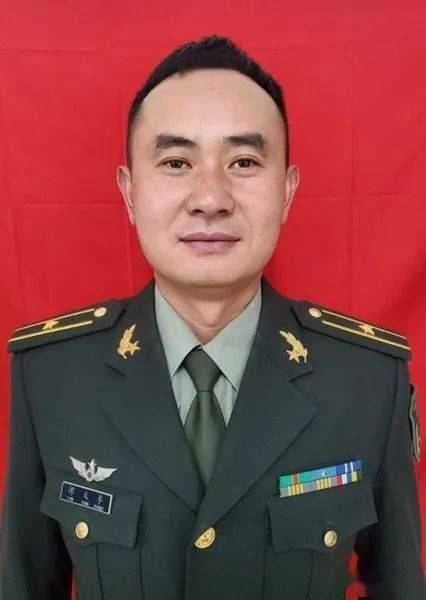 发布2019年全军和武警部队荣立二等功以上的部分四川籍官兵简要事迹