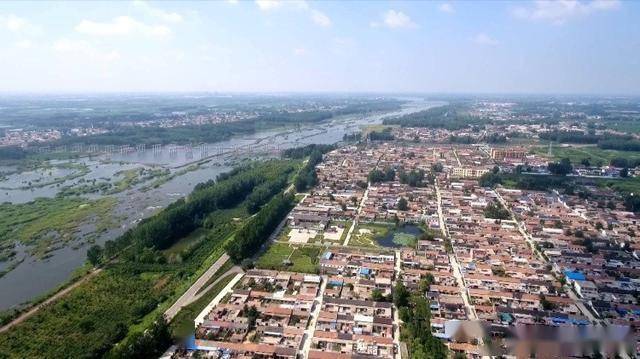 近年来,山东省临沂市临沭县郑山街道充分挖掘山水文化资源,让家园变