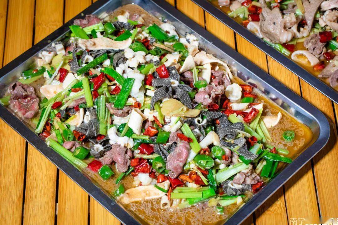 葛村路上有个超会炒生料的男人绝了