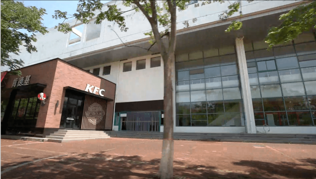 260万光明大直播向考生及社会公众推介石大