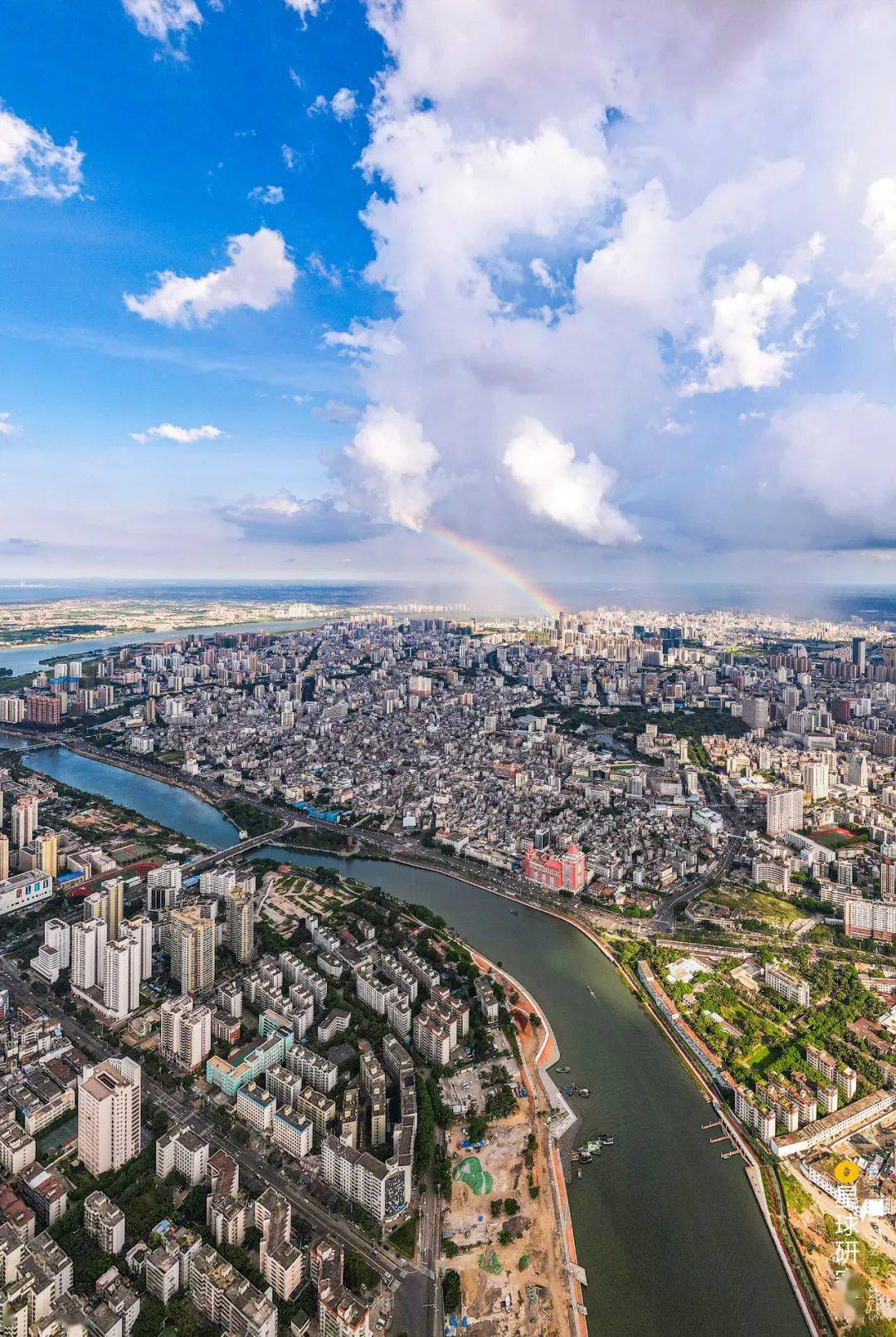 海南2000年,经历了什么?