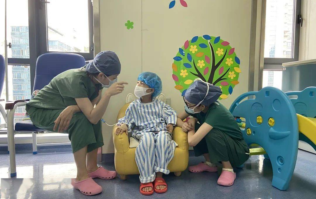滑滑梯,卡通墙,小汽车……温州这家医院手术室里竟藏着一个"儿童乐园"