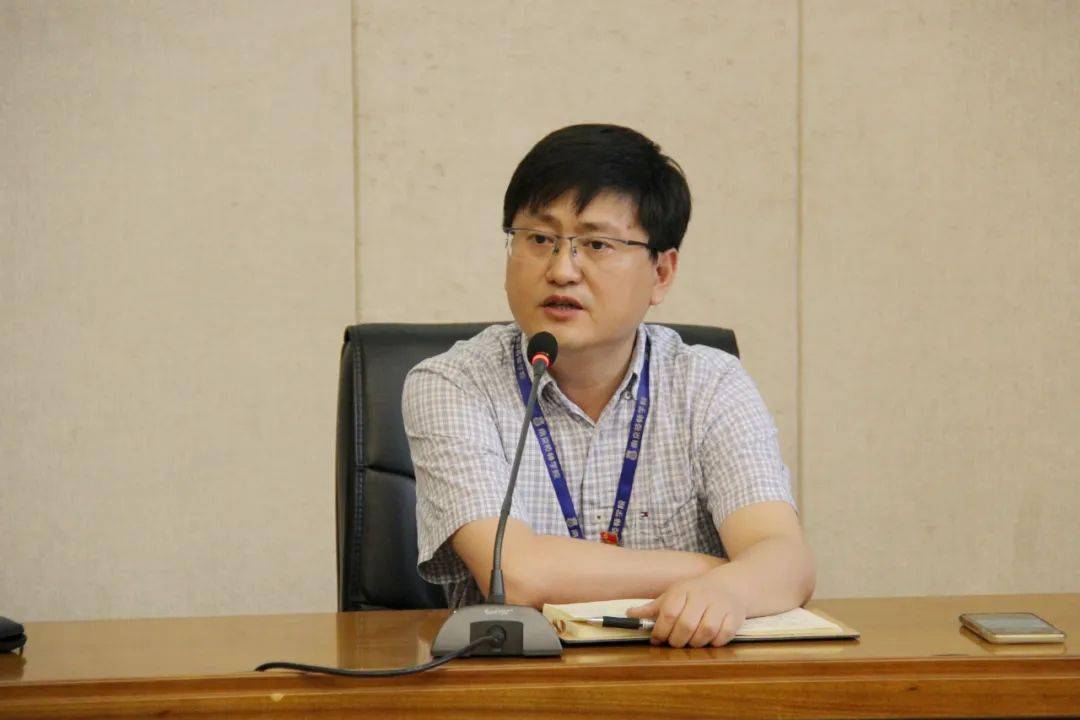 培训开始前,南京技师学院副院长赵杰代表全体教师发言,表明了本次培训