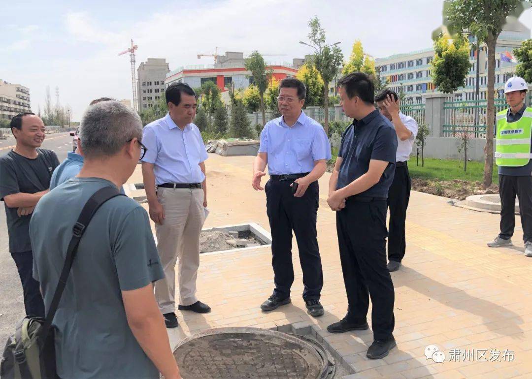 区委常委段平,副区长乔天举参加调研. 图/文:崔轩祖