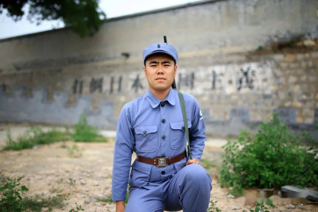 三晋直通车老兵军礼系列电影第一部剃刀闪光的台前幕后