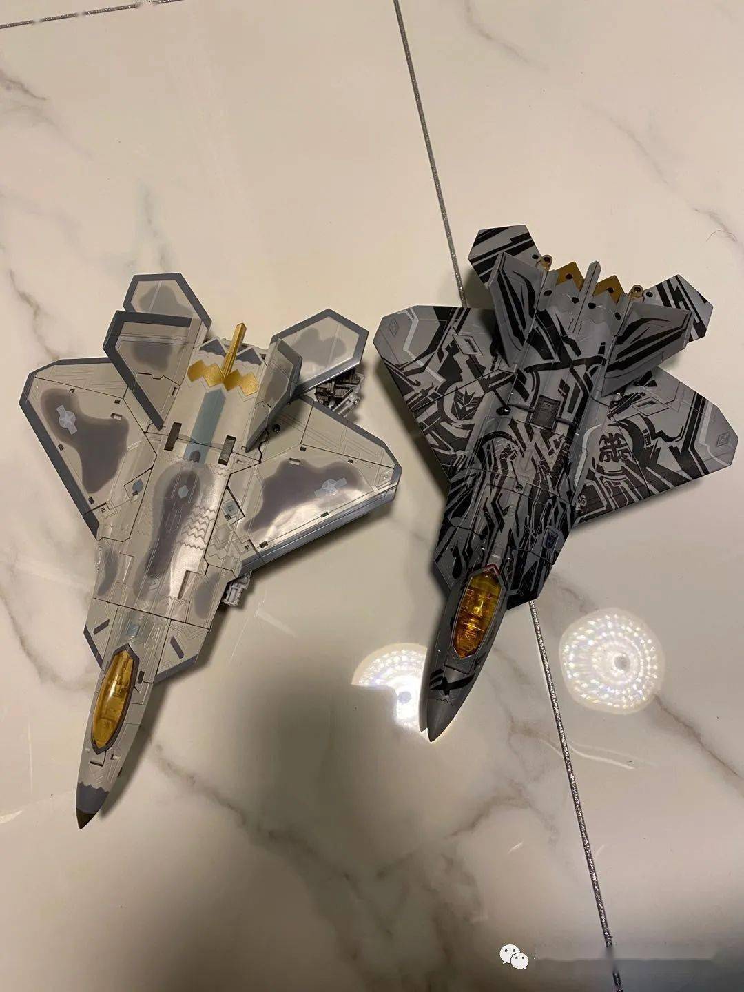 评玩具子小天硕函测评变形金刚mpm10红蜘蛛官方电影线年度大作