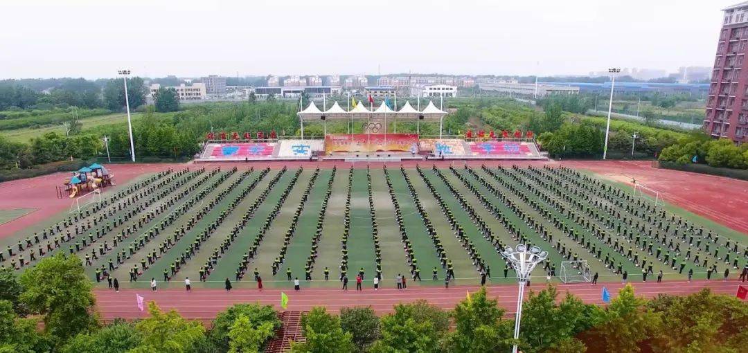 规范化精品基础教育的典范学校虞城县春来实验学校
