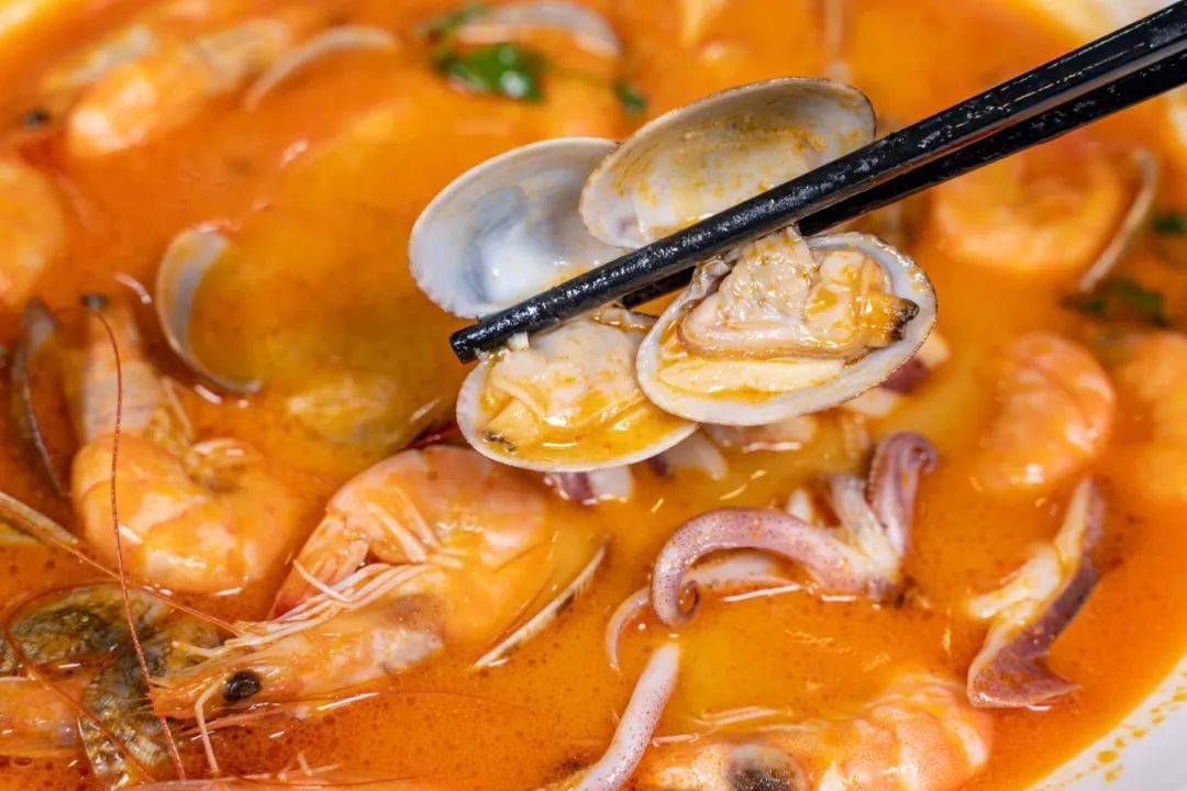 难怪这家sm附近的闽南酒楼,连我阿公阿嬷都爱去!_沙茶锅