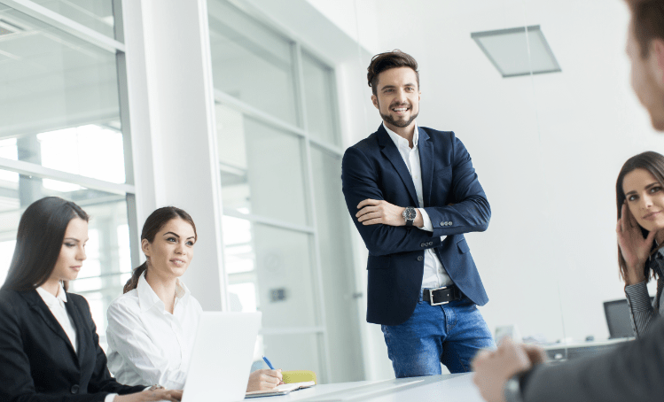 5 -自我驱动力老王身边不乏职场精英和成功人士,在他们身上,老王有