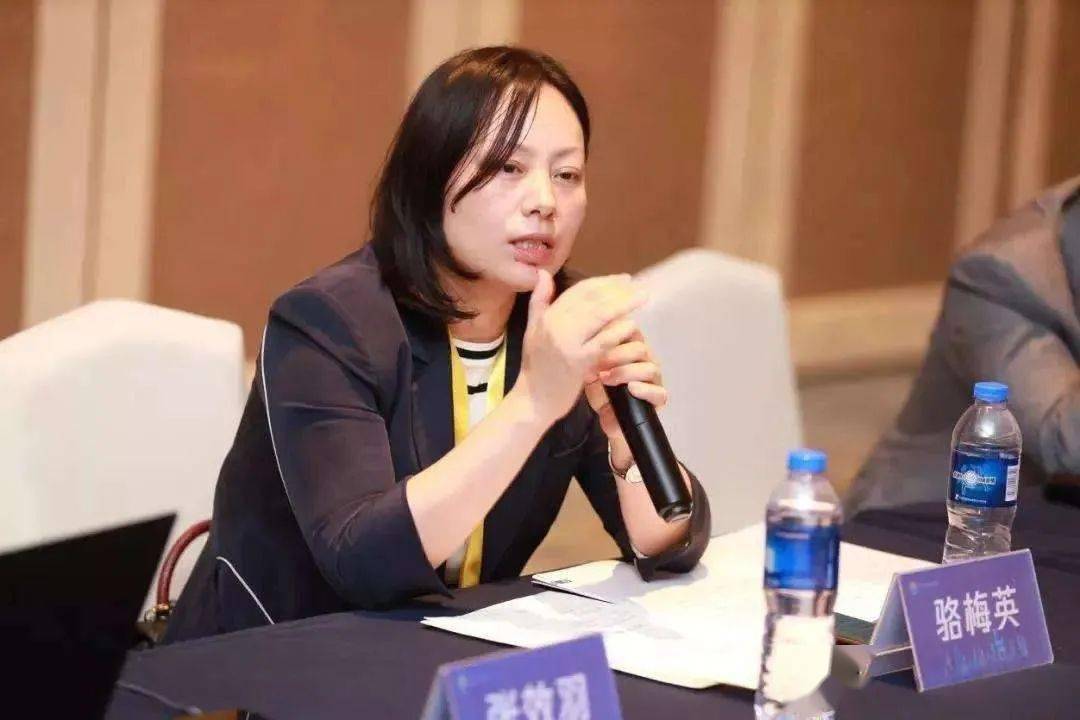 骆梅英(资料图)