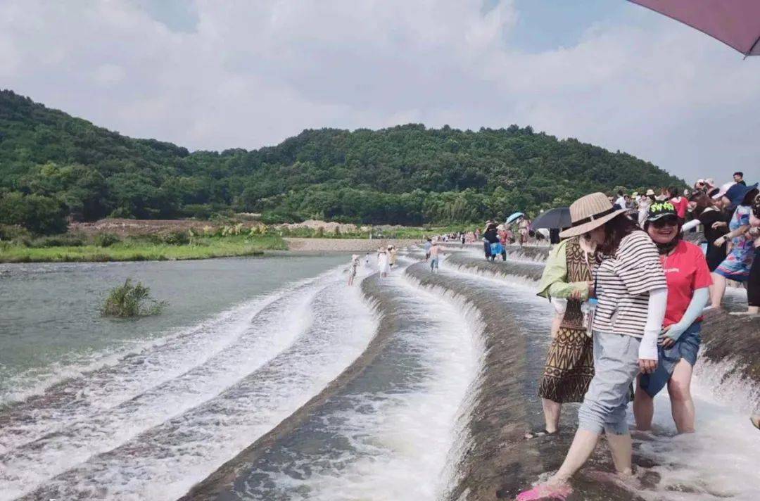 15 你和夏天只差一次漂流,浙江最驚險的小黃山大峽谷漂流,新昌網紅水