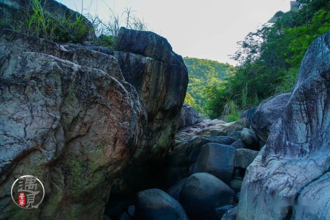 普宁大南山四方潭图片