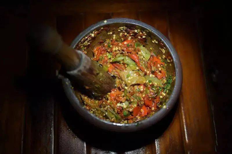 3分28秒央视舞台最韵味的安仁声音