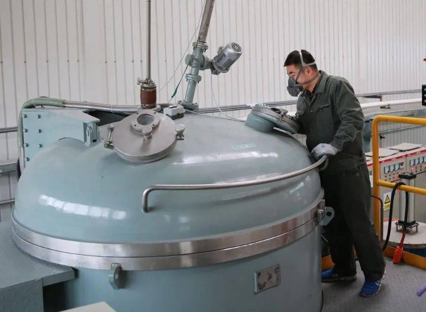 日前,稀土院自主开发的新一代高容量la-y-ni系储氢合金材料放电容量