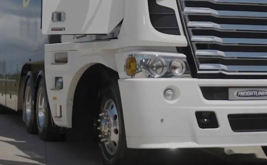 狂派惊破天的原型福莱纳阿格西64美式大平头了解下