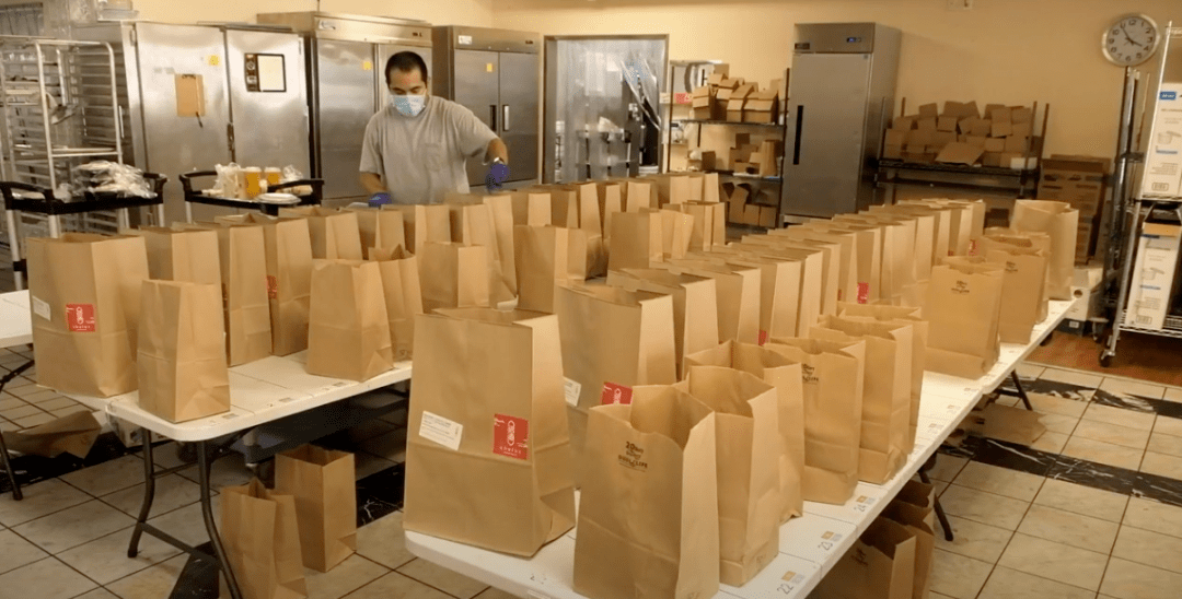 实拍疫情期间美国外卖送餐员的日常