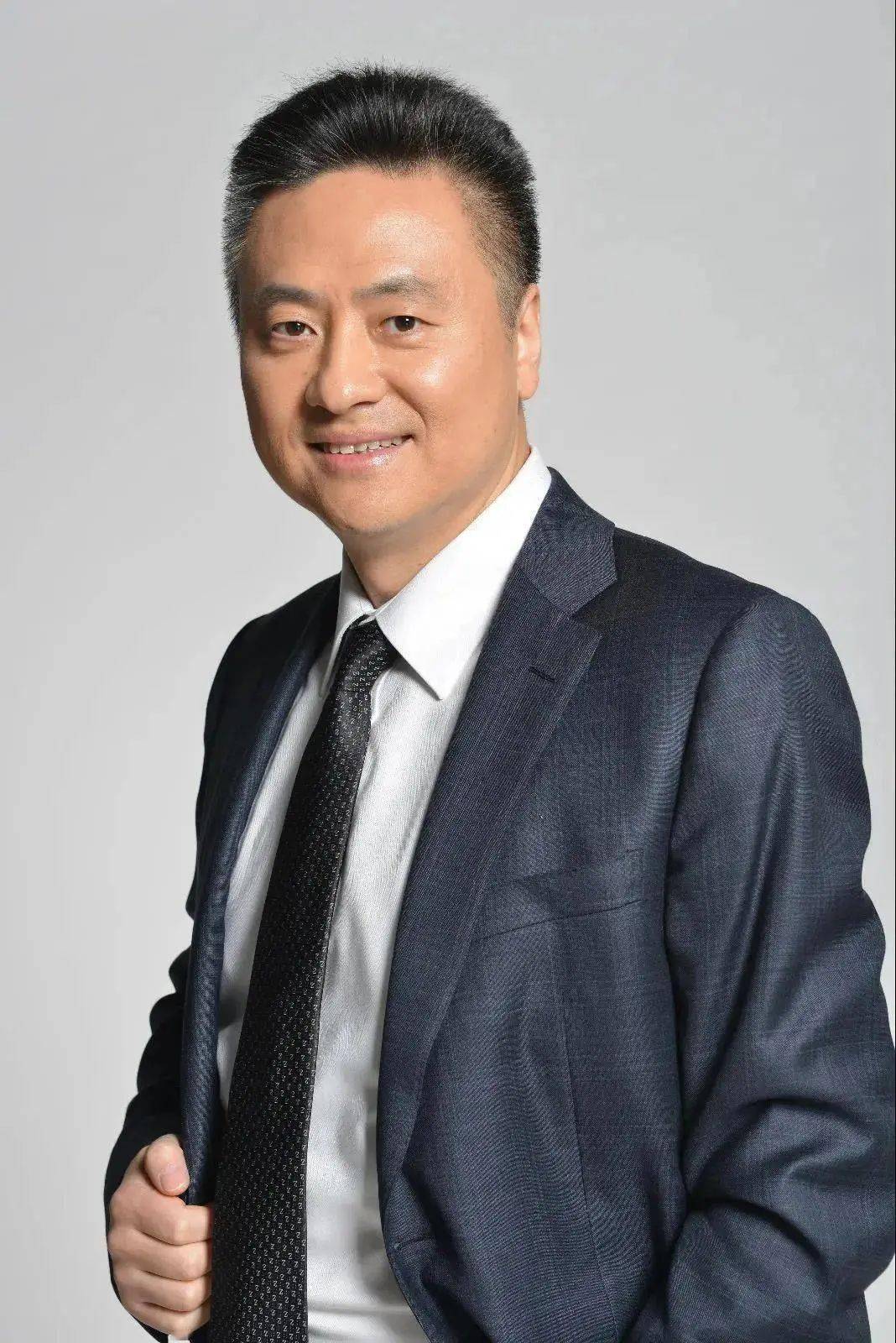 酒店发展有限公司正式宣布任命李子华先生为旗下青岛海天大酒店总经理