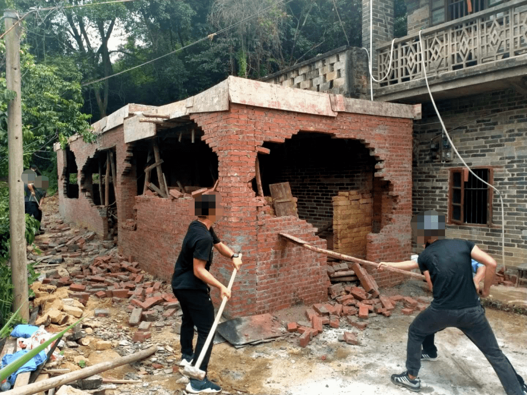 这四个村有人违建拆