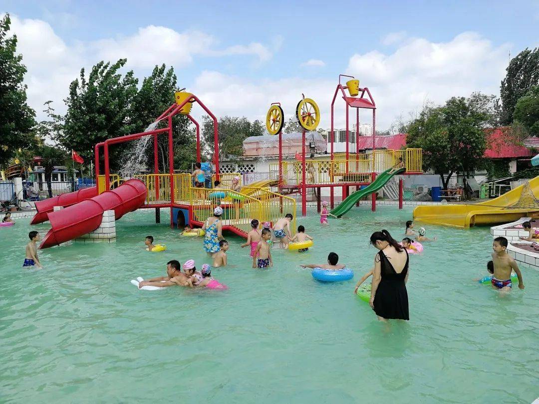 【精彩回放】小记者走进淘气猫水上乐园 孩子,家长尽享清凉一刻