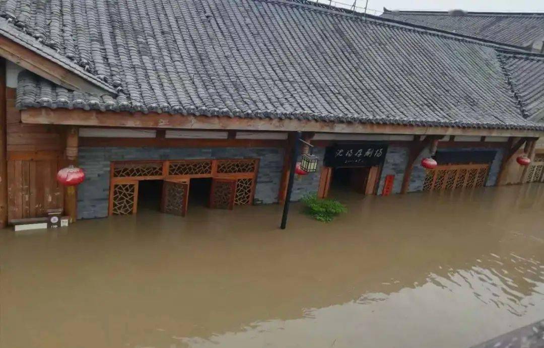 巴南文旅人抗洪救灾显真情,风雨同舟心连心!_木洞