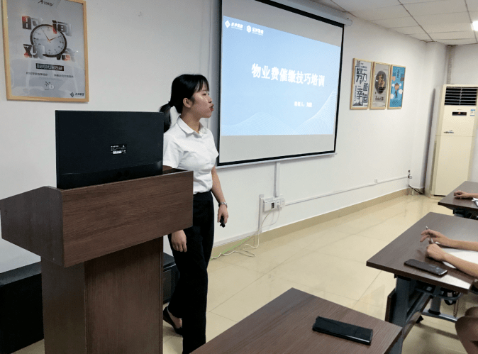 随着时代城项目客服主管刘程女士的细心解说和一个个生动的案例分析