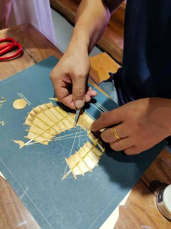 非遗进社区之麦秸画制作