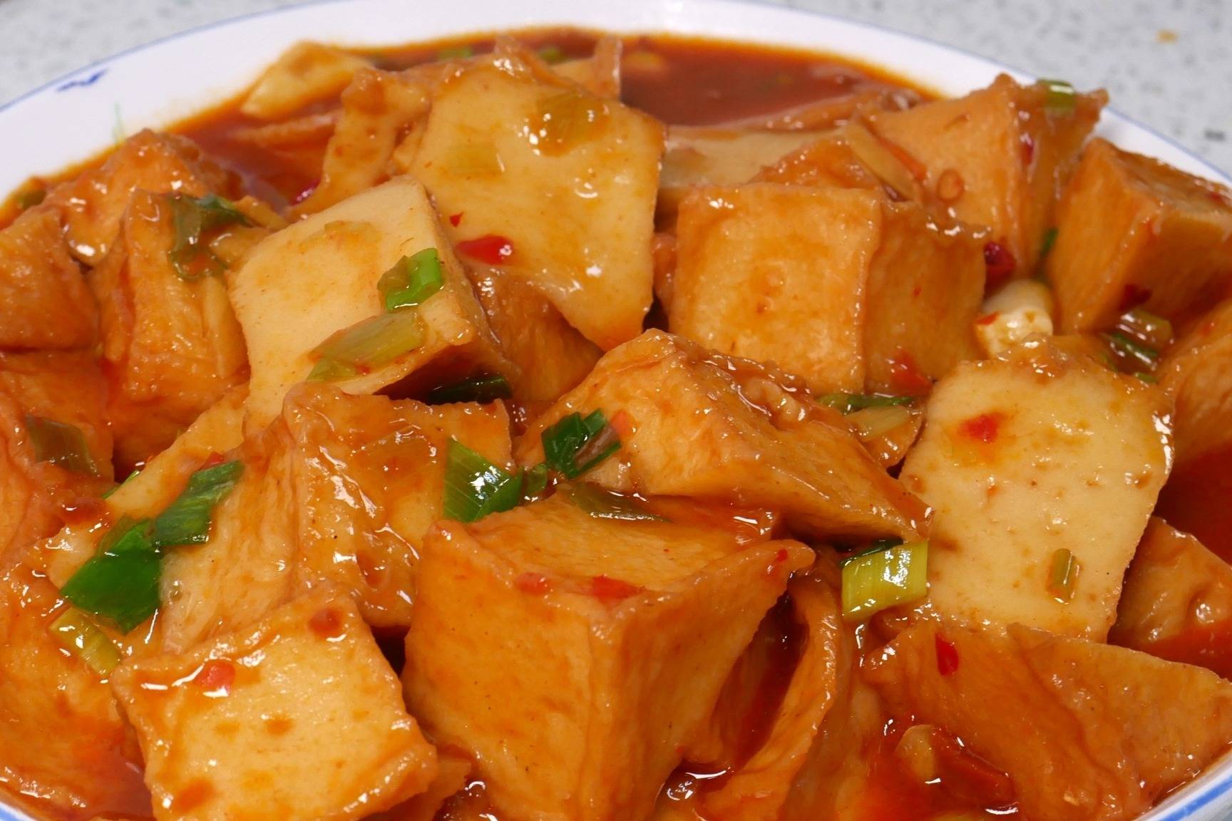 鱼豆腐这个做法才是真的好吃,q弹筋道好吃下饭,比吃肉还过瘾