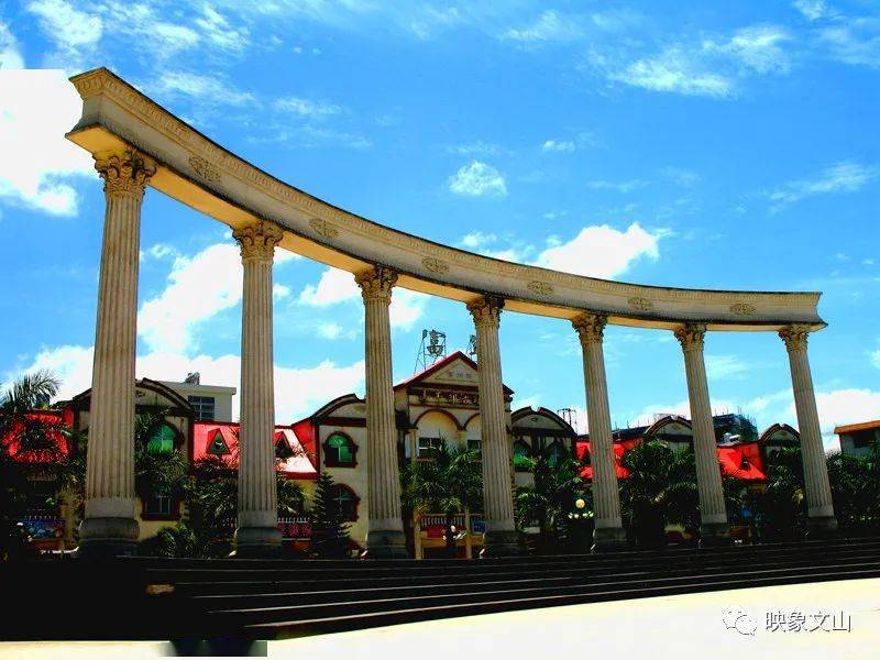 富宁小城诗意的栖居