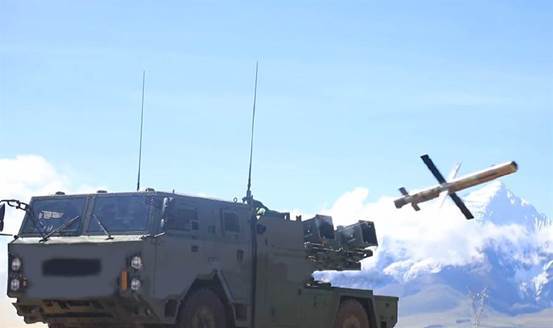 讲武谈兵陆军新高原战利器首次亮相火力打击显示强大威力