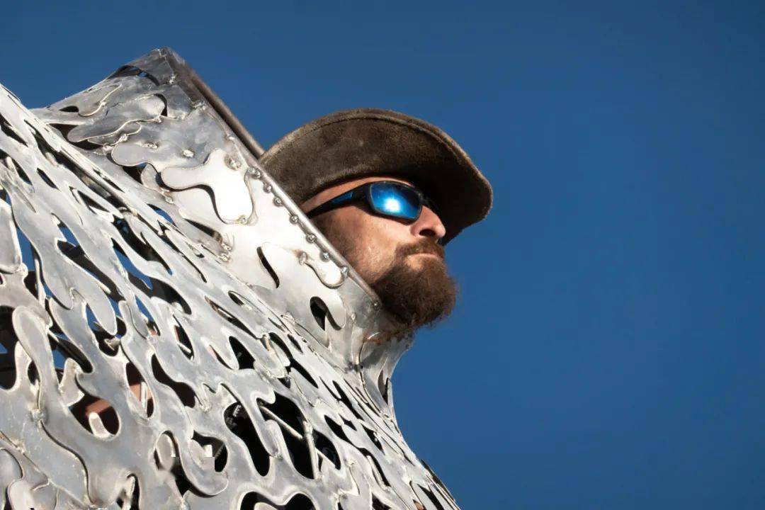 在火人节打开【多重宇宙】_burner