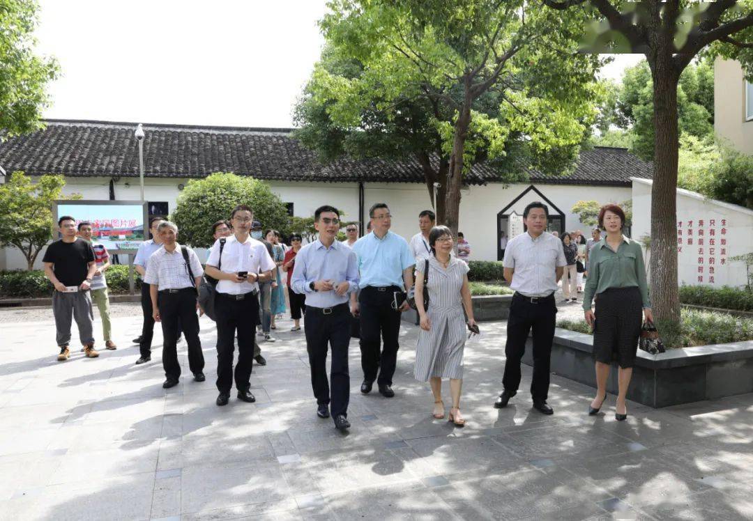 【红色名片】纪念张闻天同志诞辰120周年!-搜狐大视野-搜狐新闻