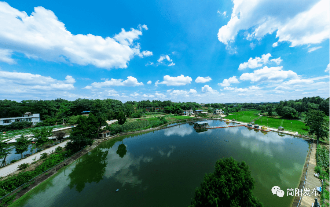 走向我们的小康生活不断夯实乡村振兴基础三星镇奋力谱写脱贫攻坚新